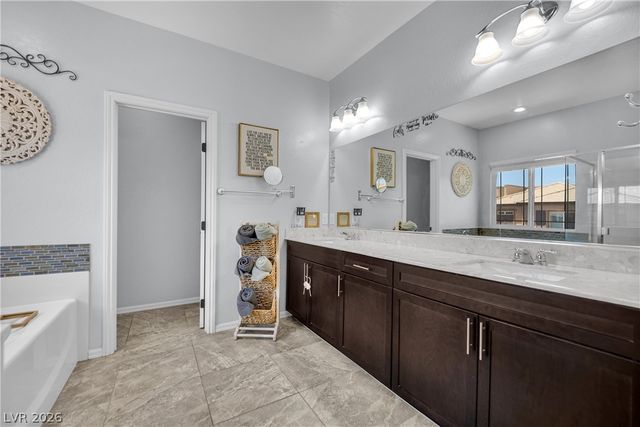 10837 Knickerbocker Avenue, Las Vegas, NV 89166