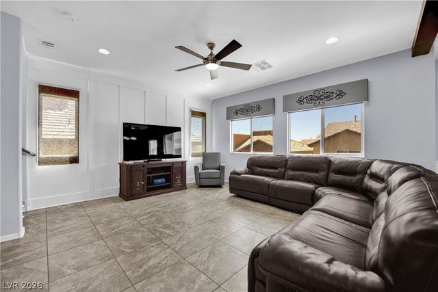 10837 Knickerbocker Avenue, Las Vegas, NV 89166