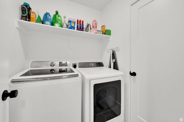 11161 S CHEVIOT HILLS LN, South Jordan, UT 84009