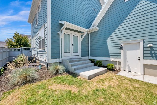 11161 S CHEVIOT HILLS LN, South Jordan, UT 84009