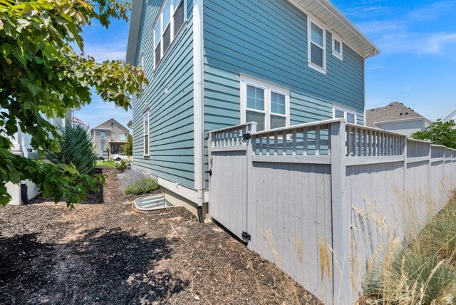 11161 S CHEVIOT HILLS LN, South Jordan, UT 84009