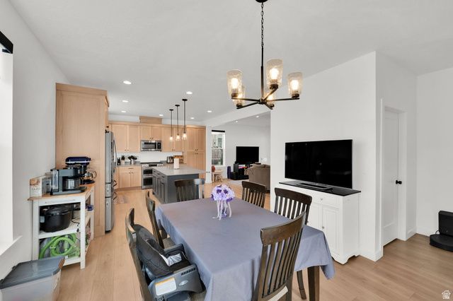 11161 S CHEVIOT HILLS LN, South Jordan, UT 84009