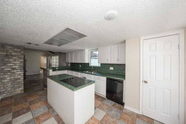 23119 Briarcreek Boulevard, Spring, TX 77373