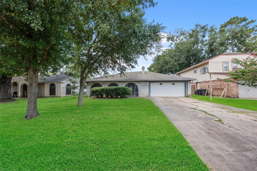 23119 Briarcreek Boulevard, Spring, TX 77373