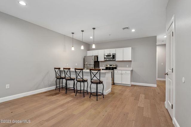 364 Madison Avenue 2nd Floor, Albany, NY 12210