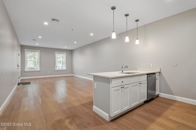 364 Madison Avenue 2nd Floor, Albany, NY 12210