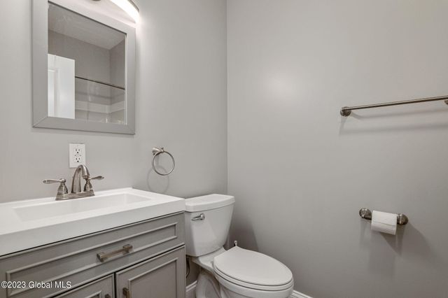 364 Madison Avenue 2nd Floor, Albany, NY 12210