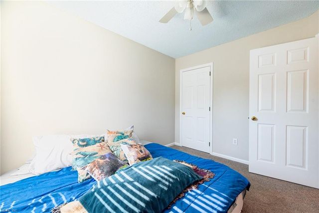 304 Jacks PL, Newport News, VA 23608