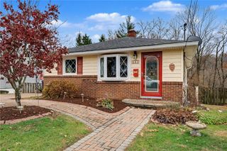 444 Violet Drive, Lower Burrell, PA 15068