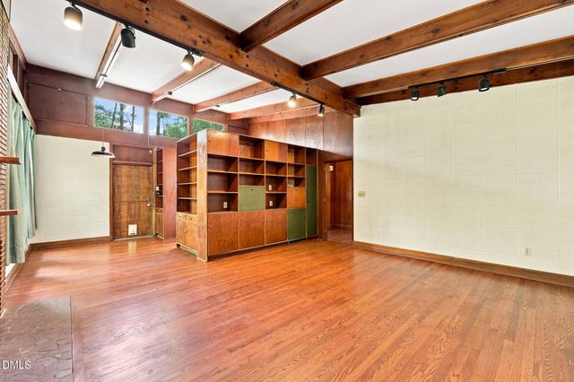2205 Garden Place, Raleigh, NC 27607