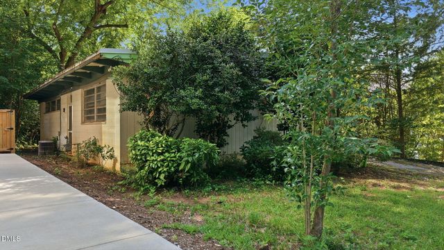 2205 Garden Place, Raleigh, NC 27607