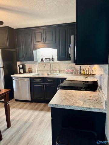 1402 Stage Road, Hartselle, AL 35640