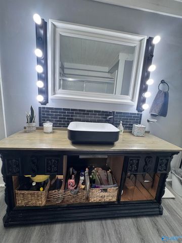 1402 Stage Road, Hartselle, AL 35640