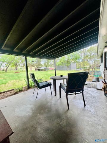 1402 Stage Road, Hartselle, AL 35640