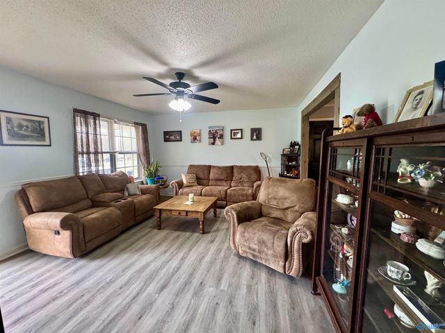 1402 Stage Road, Hartselle, AL 35640