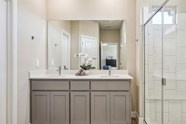 1125 Southwark Drive, Fort Worth, TX 76052