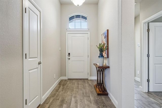 1125 Southwark Drive, Fort Worth, TX 76052