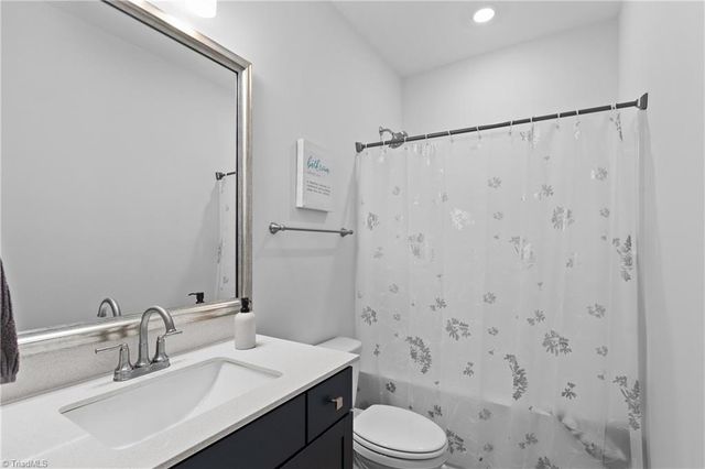 5634 Clouds Harbor Trail, Clemmons, NC 27012