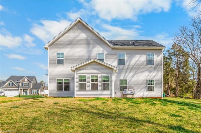 5634 Clouds Harbor Trail, Clemmons, NC 27012