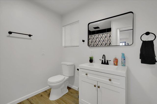 5364 Treasure Hill Dr, Oroville, CA 95966