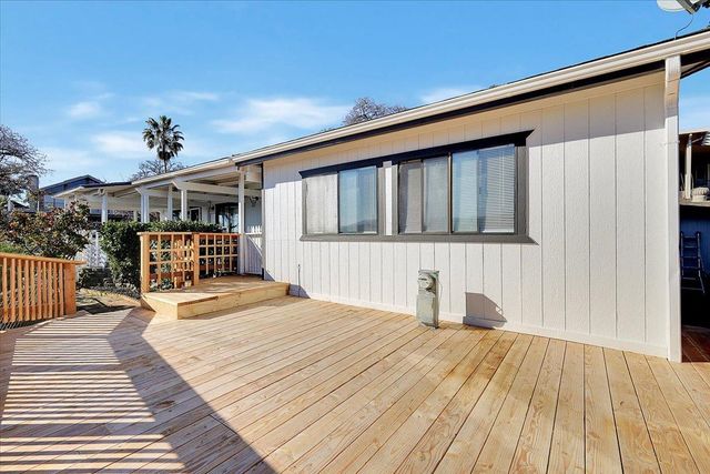 5364 Treasure Hill Dr, Oroville, CA 95966