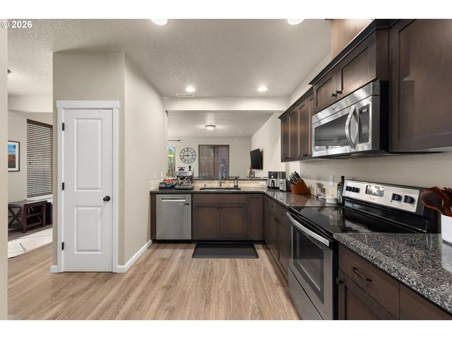 10907 Ne 44TH St, Vancouver, WA 98682