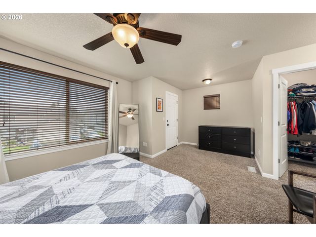 10907 Ne 44TH St, Vancouver, WA 98682