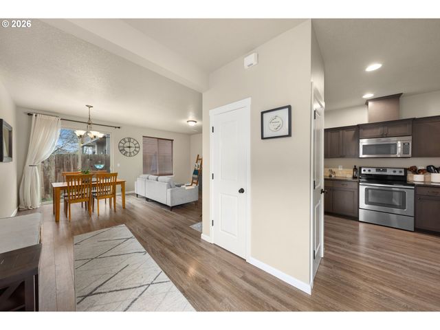 10907 Ne 44TH St, Vancouver, WA 98682