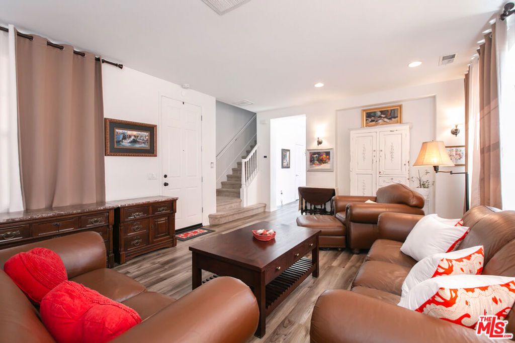 26070 Medici Court, Santa Clarita, CA 91350 — photo 5