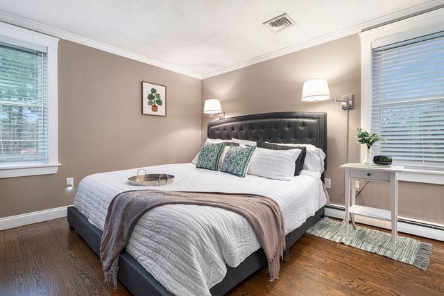 17 Collins Road, Wakefield, MA 01880