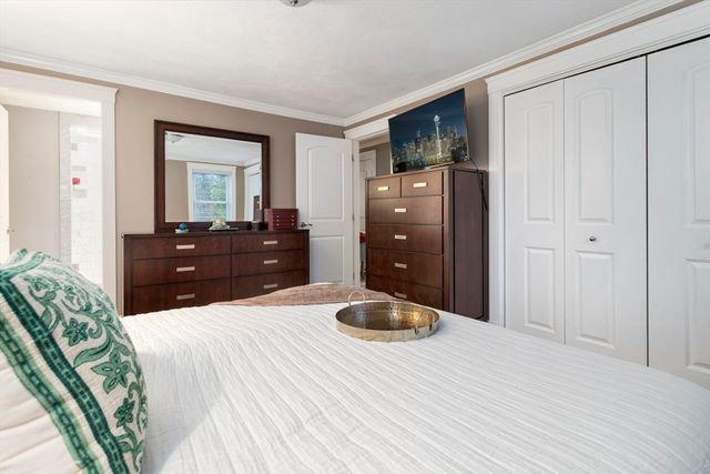 17 Collins Road, Wakefield, MA 01880