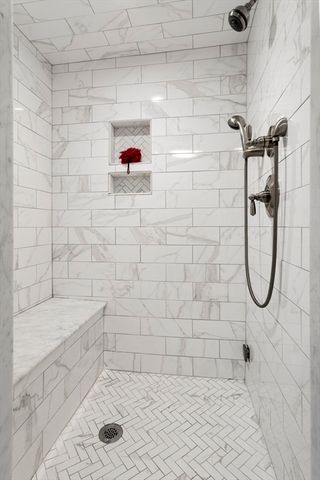 17 Collins Road, Wakefield, MA 01880