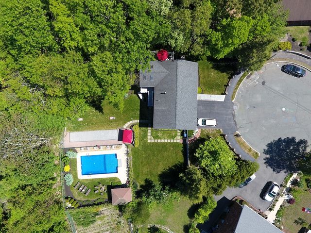 17 Collins Road, Wakefield, MA 01880