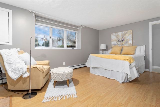 17 Collins Road, Wakefield, MA 01880