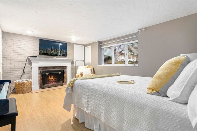 17 Collins Road, Wakefield, MA 01880