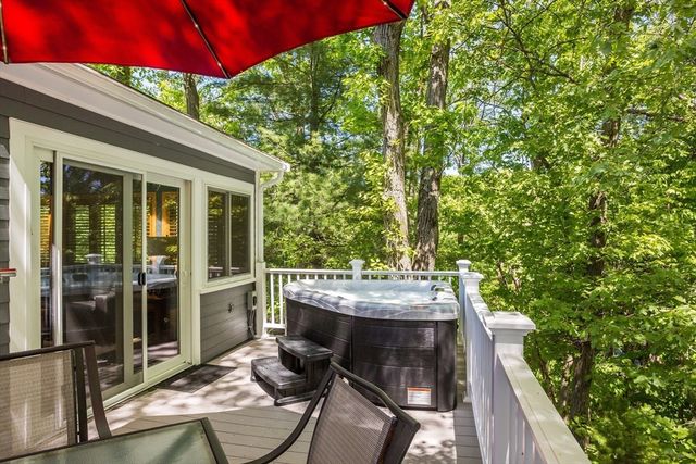 17 Collins Road, Wakefield, MA 01880