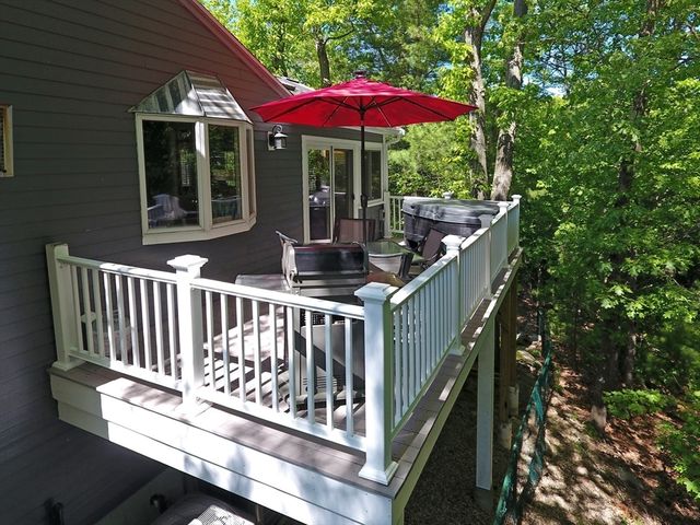 17 Collins Road, Wakefield, MA 01880