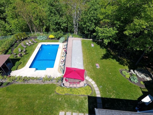 17 Collins Road, Wakefield, MA 01880