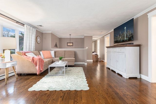 17 Collins Road, Wakefield, MA 01880