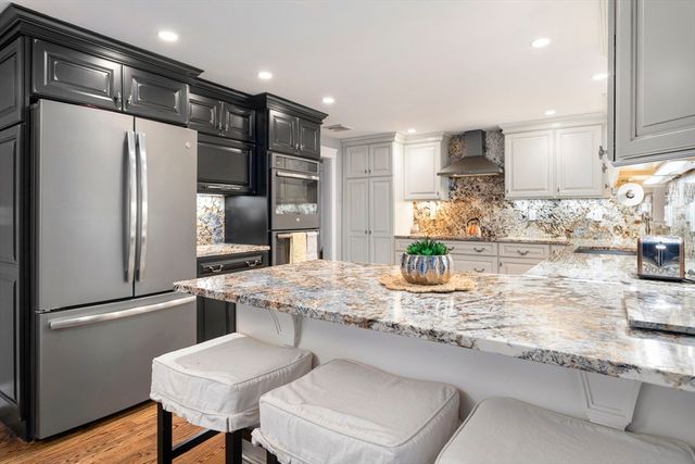 17 Collins Road, Wakefield, MA 01880