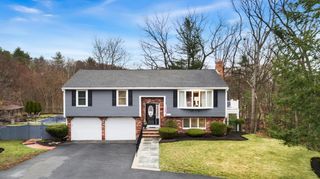 17 Collins Road, Wakefield, MA 01880