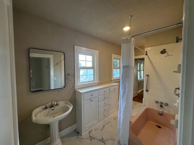 1210 H St, Marysville, CA 95901