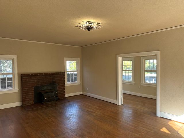 1210 H St, Marysville, CA 95901