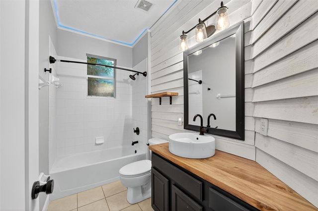 2502 BONTERRA BOULEVARD, Valrico, FL 33594