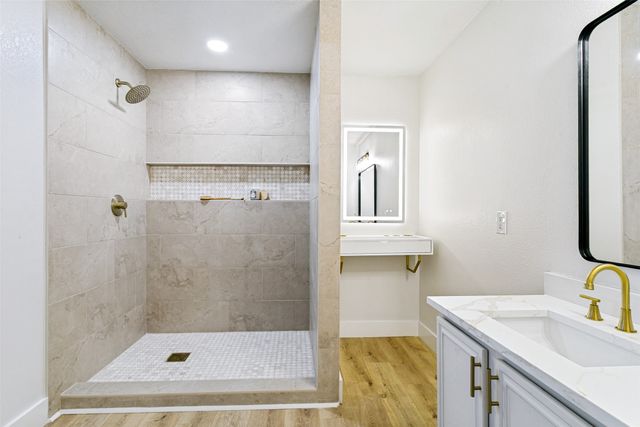7113 Avington Way, Fort Worth, TX 76133