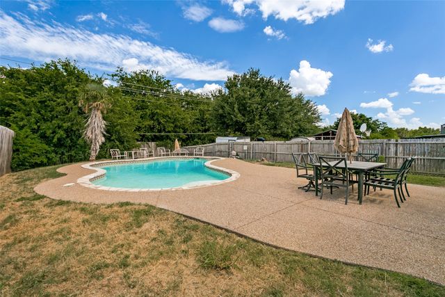 7113 Avington Way, Fort Worth, TX 76133