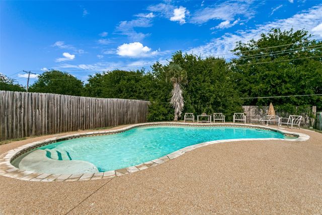 7113 Avington Way, Fort Worth, TX 76133