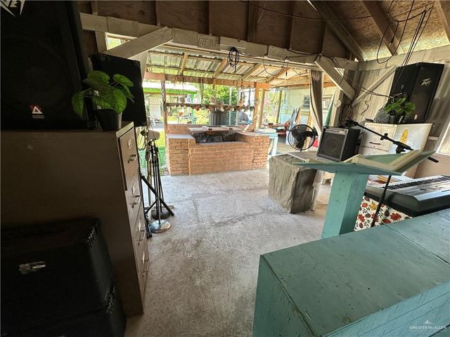 6602 De La Rosa Circle, Donna, TX 78537