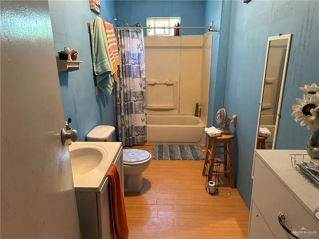 6602 De La Rosa Circle, Donna, TX 78537