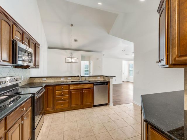 30 Wildwood DR 174, Georgetown, TX 78633
